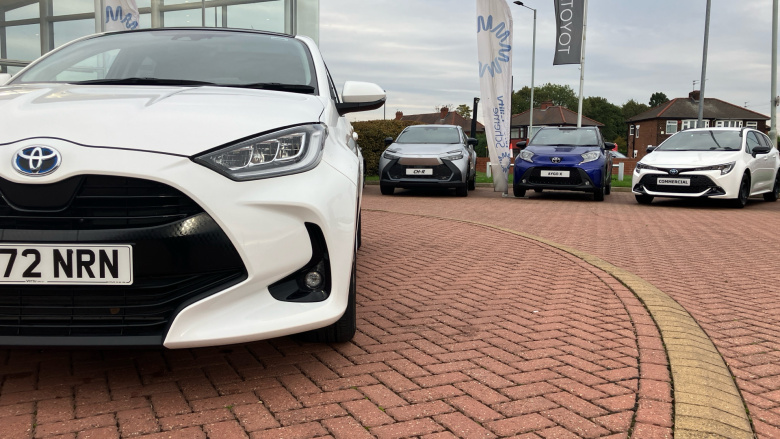 Toyota Yaris 1.5 Hybrid Design 5dr CVT Hybrid Hatchback